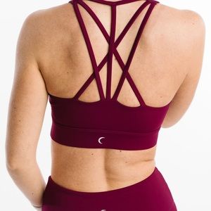 ZYIA Cranberry Light n Tight Bra RC (size L)